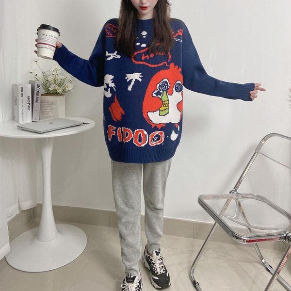 Moderný dámsky sveter s okrúhlym výstrihom v modrej farbe