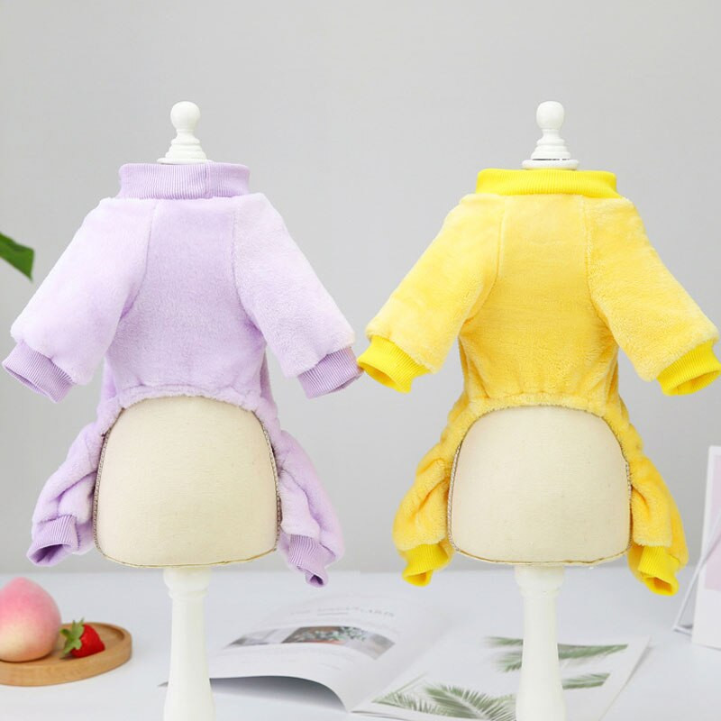 Pehme fliisist koerte pidžaama kombinesoon, talv lemmikloomakassi riided puuviljamustriga kommid värvi kapuutsiga pidžaama kombinesoonid väikestele koertele