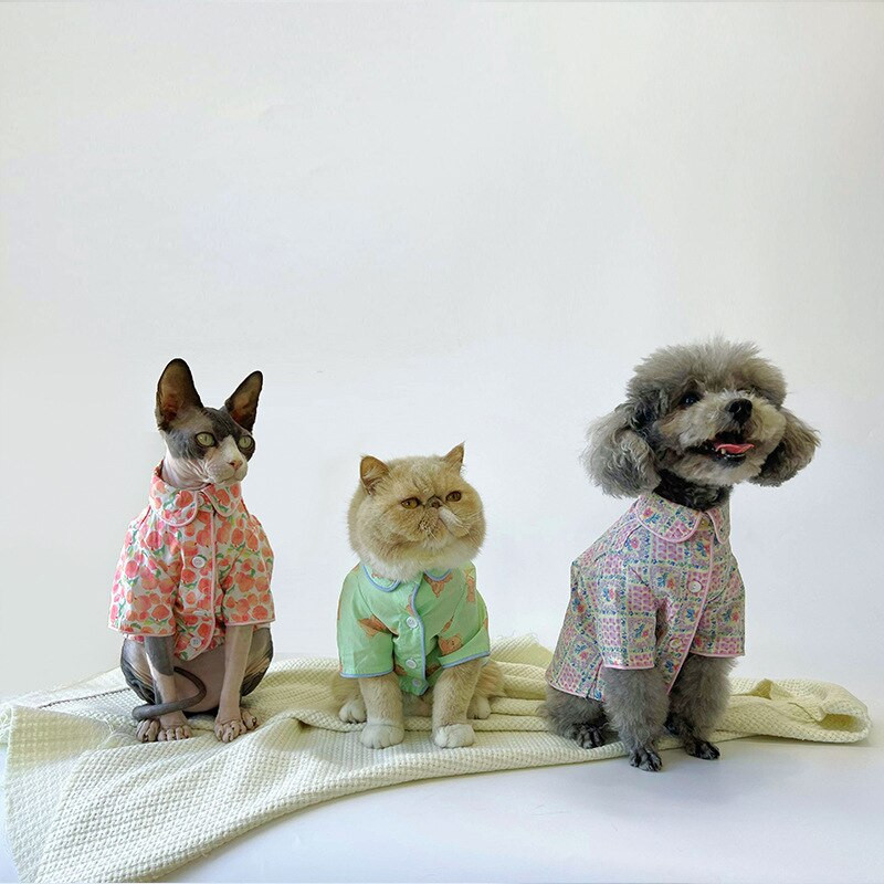 Letné tenké roztomilé potlačené oblečenie pre psov, priedušné bavlnené kontrastné farebné tričko pre psov, vhodné pre malého psa, čivavu a yorkshirský štýl.