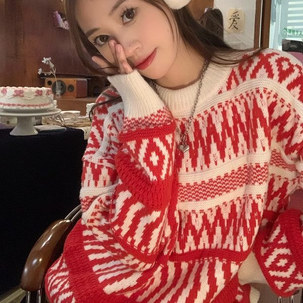 Rasedate talvekampsun pikkade varrukate ja ovaalse kaelusega