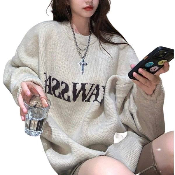 Avar sviiter kirjaga rasedatele