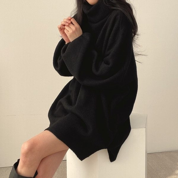 Įprastas žieminis megztinis nėščiosioms su polo apykakle