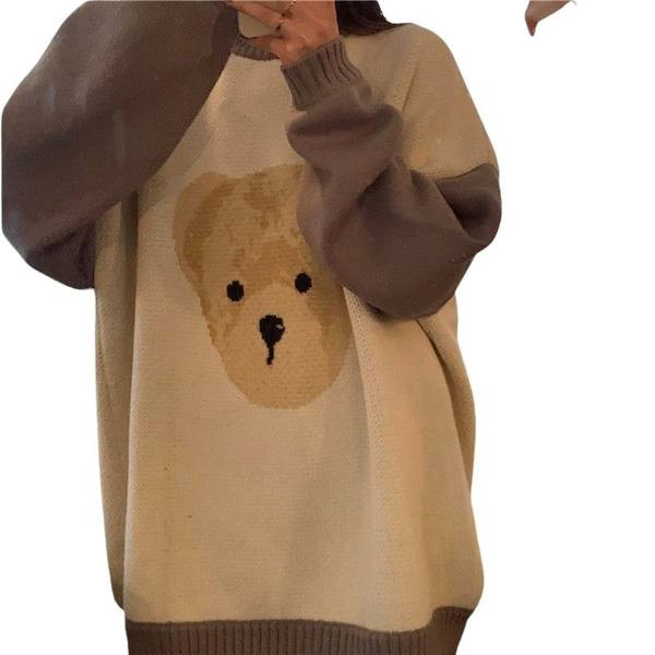 Moteriškas margintas megztinis aukšta apykakle