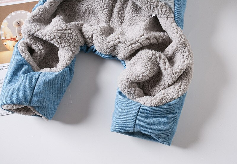 Najnovšie teplé bavlnené overaly pre psov pre malé a stredné šteniatka, jesenné a zimné oblečenie pre psov, štyri nohy