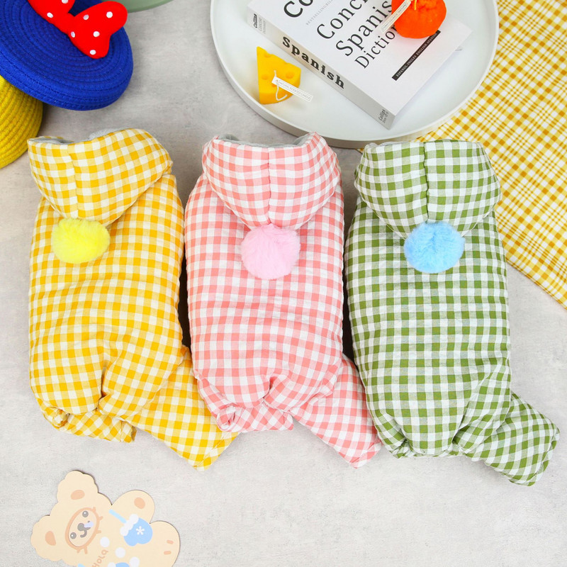 Kelių spalvų languoto dizaino šunų kombinezonai 2022 m. rudeniui ir žiemai Spalvingi keturkojai medvilniniai paminkštinti šilti šunų drabužiai Kombinezonas augintiniams