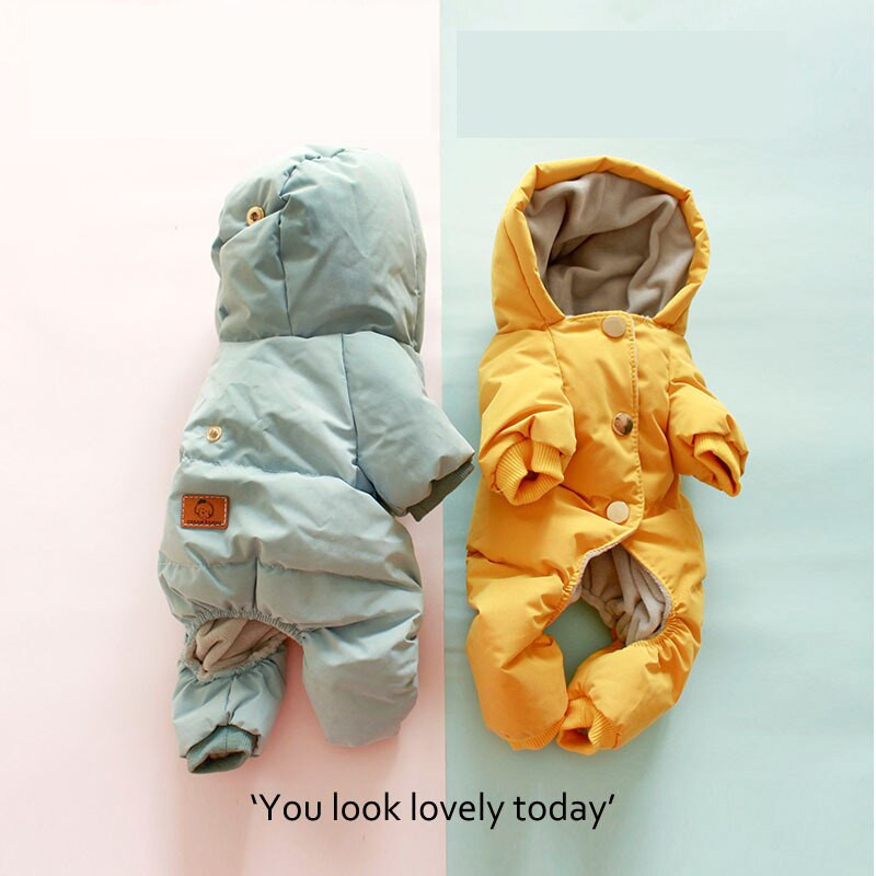 Kvaliteetne lemmikloomade koerte kombinesoon, valge pardisulgede geniuaalne koerte sulejope Veekindel kõrgtehnoloogilised nanomaterjalid talveriided koertele