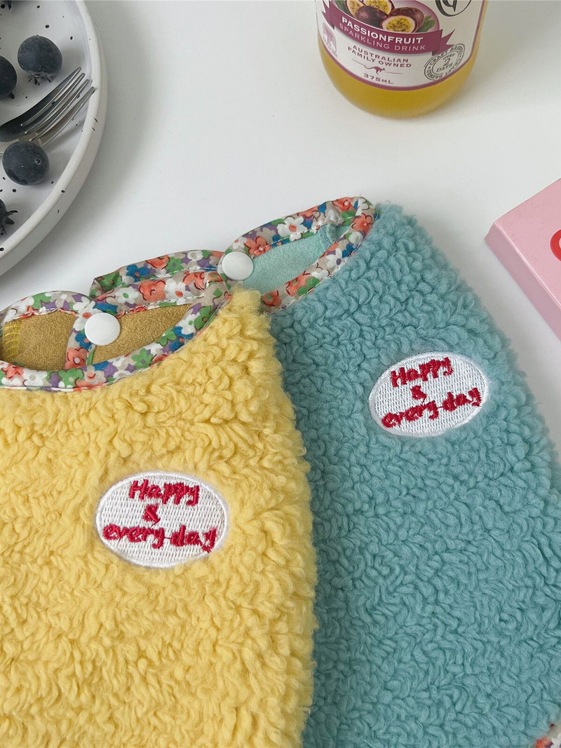 Jesenná zima, šteňa, domáce zviera, jahňacie, zamatová vesta, vesta s medveďom, metóda, oblečenie pre psov, prešívané oblečenie pre mačky, oblečenie pre mačky, oblečenie pre čivavy, darček