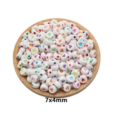 100 ks akrylových korálok, okrúhle ploché abecedné digitálne kocky, voľné dištančné korálky na ozdobné oblečenie, materiály na výrobu náramkov.