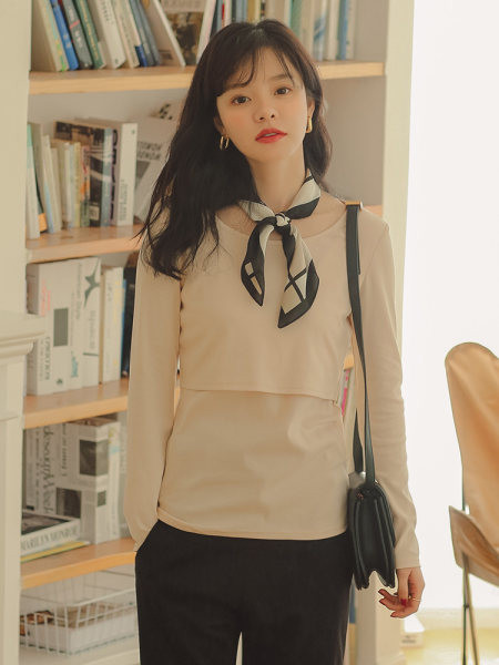 Γυναικεία μπλούζα εγκυμοσύνης σε διάφορα χρώματα