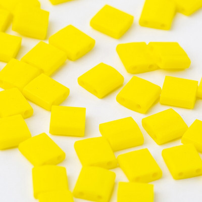 Korálky Taidian Miyuki Tila 5x5x1,9 mm, bohémsky štýl, nepriehľadné, ručne vyrobené na šperky, korálková výšivka 3 gramy/sada, približne 33 kusov