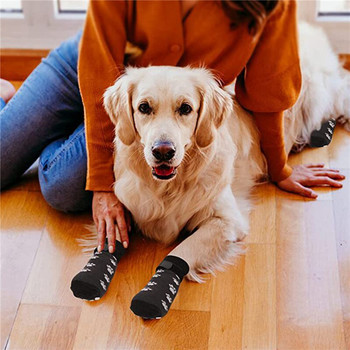 4 PCS Противохлъзгащи се чорапи за кучета Чорапи с дръжка за кучета с каишки Контрол на сцеплението за носене на закрито върху под от твърда дървесина Предпазител за лапи на домашни любимци