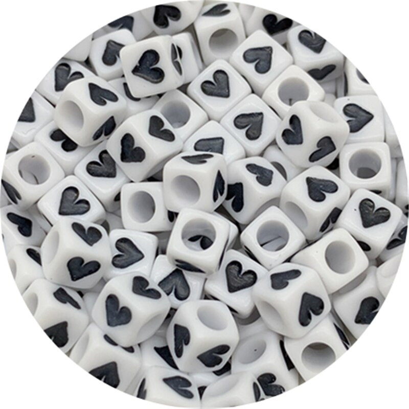 100 ks 6x6 mm štvorcové akrylové korálky so srdcovým vzorom, dištančné korálky na výrobu šperkov, ručne vyrobený náramok a náhrdelník.