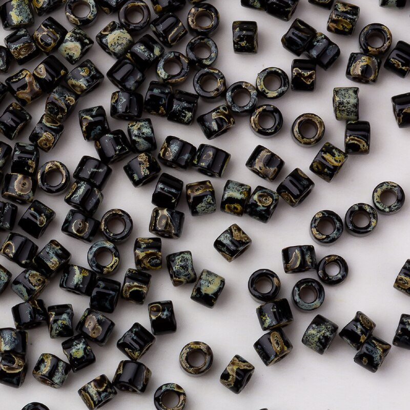 Japonské korálky Taidian Miyuki Delica 11/0 3gram Picasso korálky 1,3*1,6 mm v množstve na párty šaty, približne 600 kusov