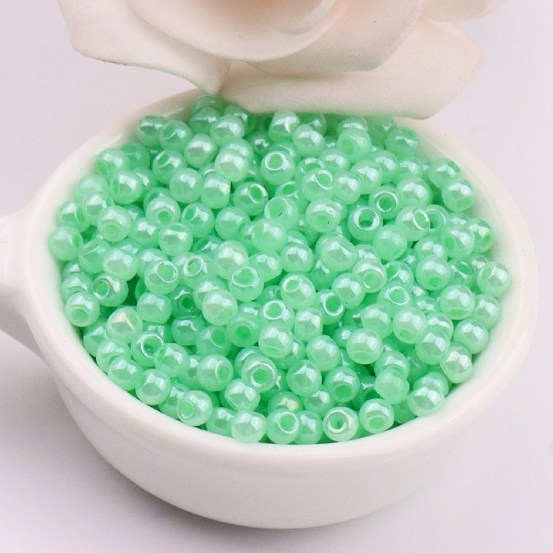 6/0 MGB sklenené korálky Japonsko 4mm jednotná imitácia nefritového skleneného semena pre DIY ručné remeselné remeslá výroba šperkov šijací materiál