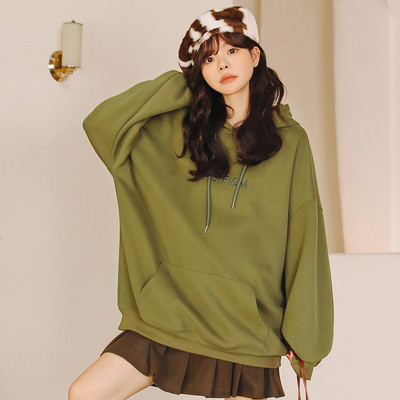 Hetkel rasedate pluus kapuutsi ja paeltega