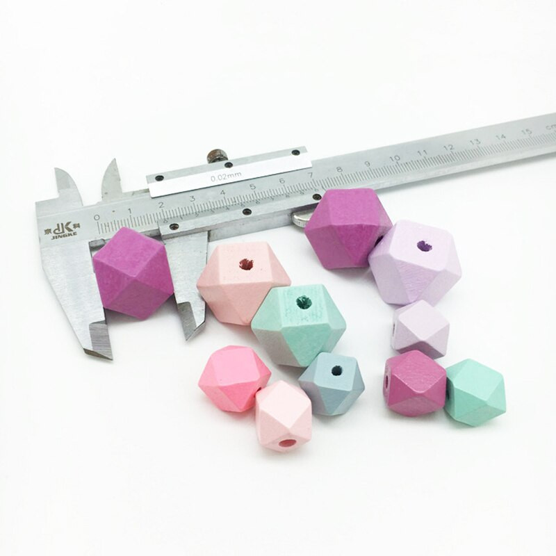 10 ks farebných drevených korálok 15~20MM osemuholníkové voľné korálky remeselné výrobky na výrobu šperkov drevený náhrdelník náramok DIY príslušenstvo