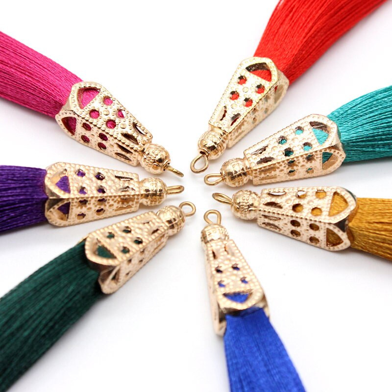 2Pcs Metalna kapica Resica Ledena svila Poliester Nakit Naušnice Odjevni dodaci Dekorativni materijal DIY Ručno izrađeni rukotvorini Ukrasi