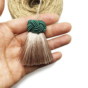 CHENGRUI D180, 5,5 cm, strapce, hodvábny strapec, strapcový lem, strapec na odevy, strapce na záclony, remeselný strapec, domáce potreby, 2 ks/balenie