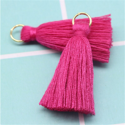 Viacfarebné 100 ks 3 cm strapce bavlnené prívesky prívesky strapce DIY dekorácia