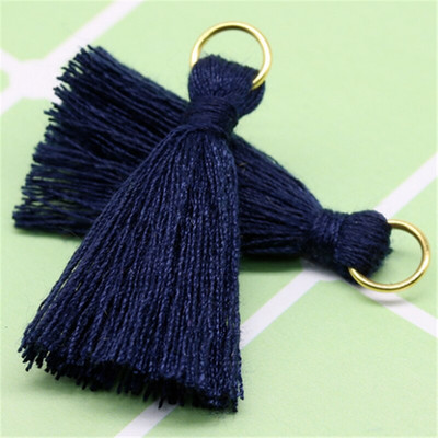 Viacfarebné 100 ks 3 cm strapce bavlnené prívesky prívesky strapce DIY dekorácia