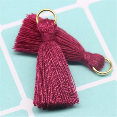 Viacfarebné 100 ks 3 cm strapce bavlnené prívesky prívesky strapce DIY dekorácia