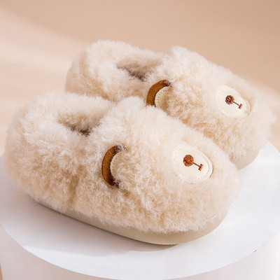 Papuci eleganti pentru fete cu element 3D