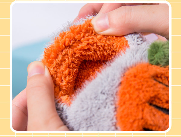 Papuci de iarna pentru fete cu efect 3D