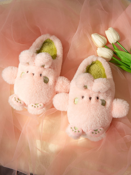 Žieminės šlepetės mergaitėms su 3D elementu