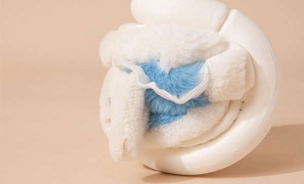 Erinevates värvides laste sussid tüdrukutele