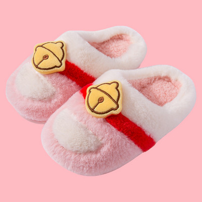 Pliušinės šlepetės mergaitėms su aplikacijomis ir plokščiu padu