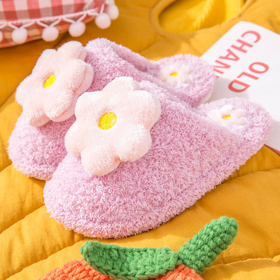 Plyšové papučky pre dievčatá s 3D prvkom