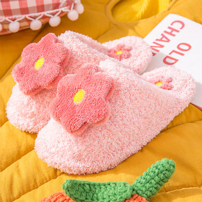 Plyšové papučky pre dievčatá s 3D prvkom