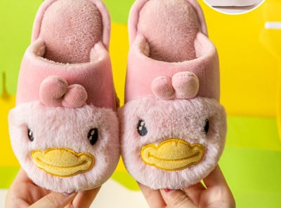 Zimné papuče pre dievčatá s 3D prvkom