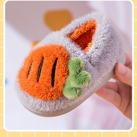 Laste plüüsist sussid - tüdrukutele