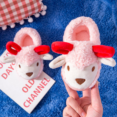 Χειμερινές βελούδινες παντόφλες για κορίτσια