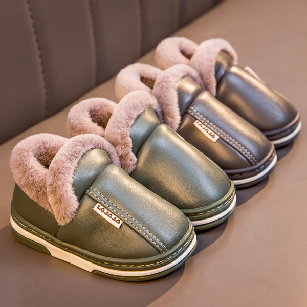 Öko-nahast sisemise kohevusega laste sussid