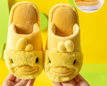 Detské plyšové papučky s 3D prvkom