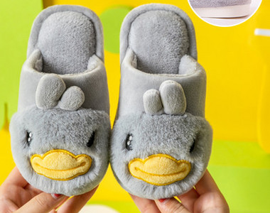 Detské plyšové papučky s 3D prvkom