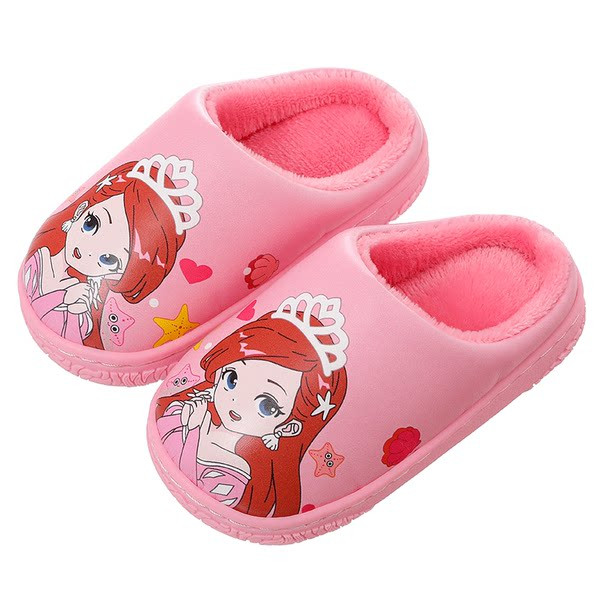 Ādas aplikācijas čības meitenēm