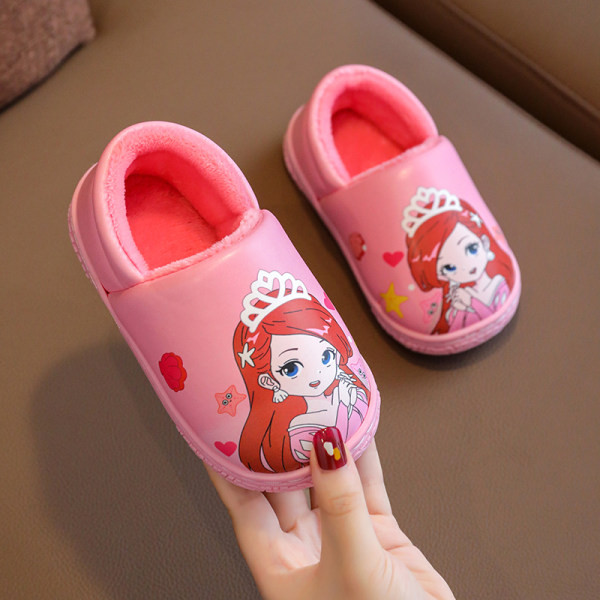 Ādas aplikācijas čības meitenēm