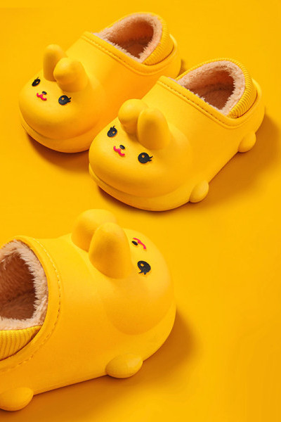 Vaikiškos žieminės šlepetės mergaitėms su 3D elementu