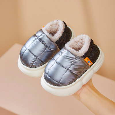 Štýlové papuče pre dievčatá niekoľko modelov s teplou podšívkou