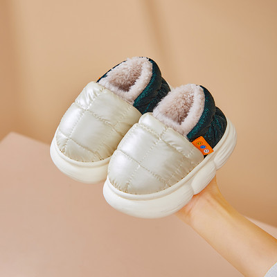 Štýlové papuče pre dievčatá niekoľko modelov s teplou podšívkou