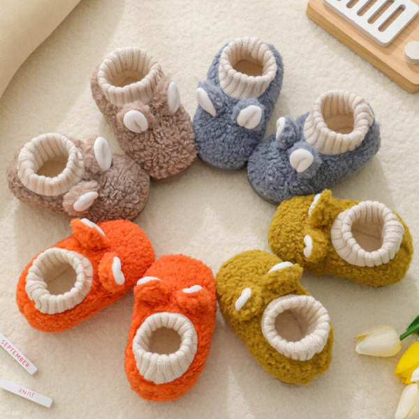 Laste plüüsist sussid - tüdrukutele