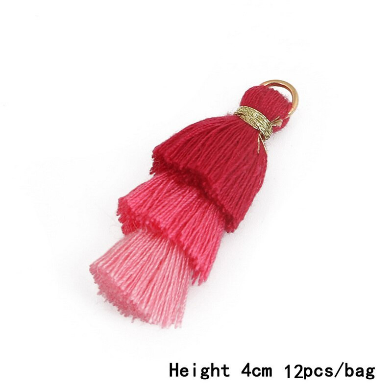 Viimased 3 kihti polüester-puuvillast tutid, amuletid mobiiltelefoni kardinate jaoks. Kodukaunistused isetegemise leiud seljakoti kaunistamiseks