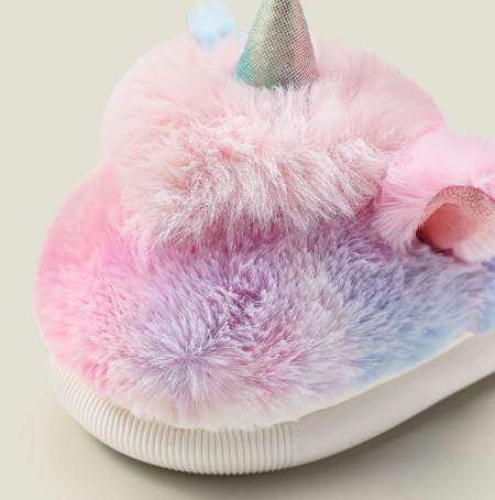 Detské papuče pre dievčatá v dúhových farbách