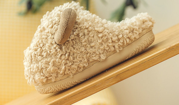 Papuci de iarna pentru fete cu talpa plata