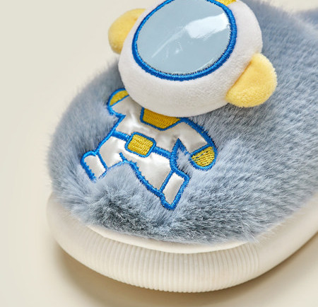 Detské domáce papuče pre dievčatá s 3D prvkom