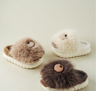 Detské páperové papuče s platformou