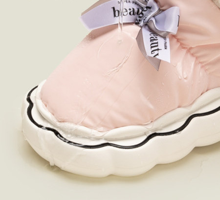 Moodsad paela ja kareda tallaga sussid tüdrukutele